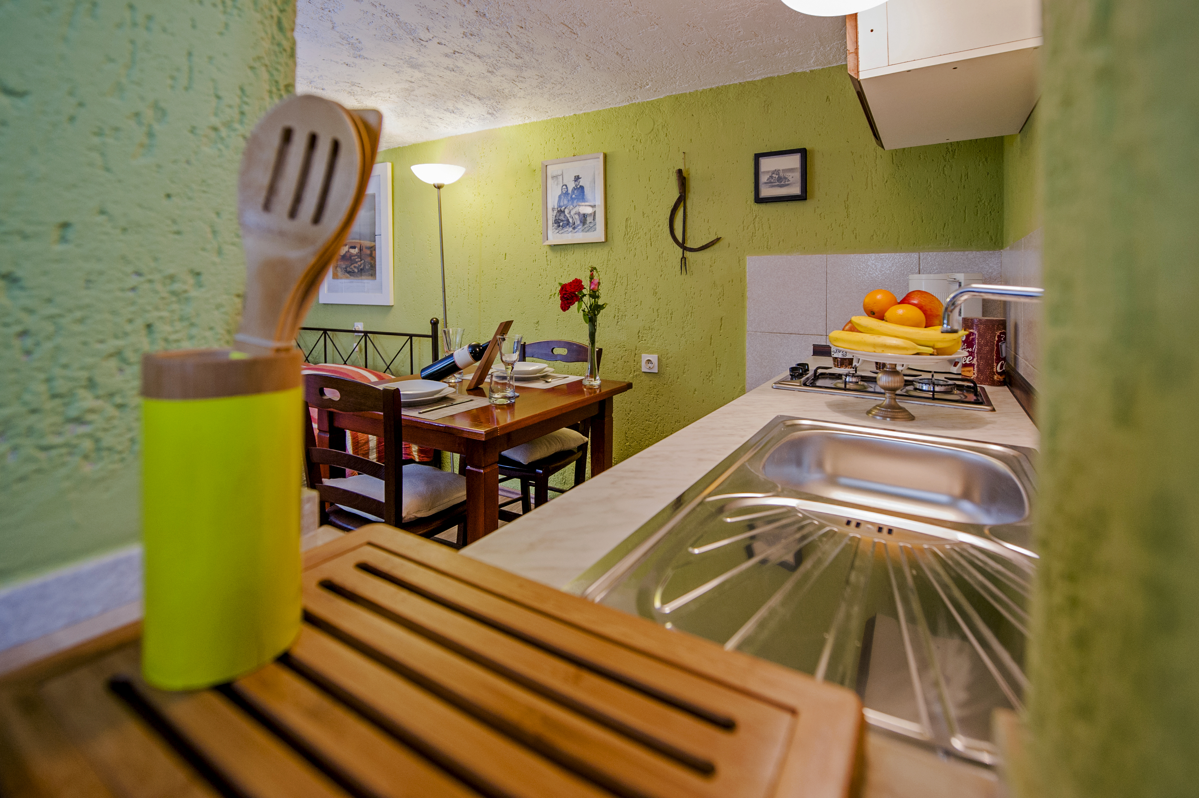 Studio – kitchen